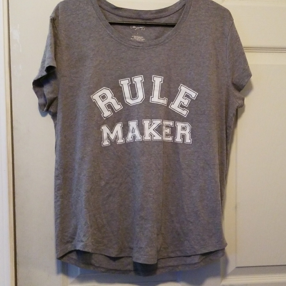 Tee shirt